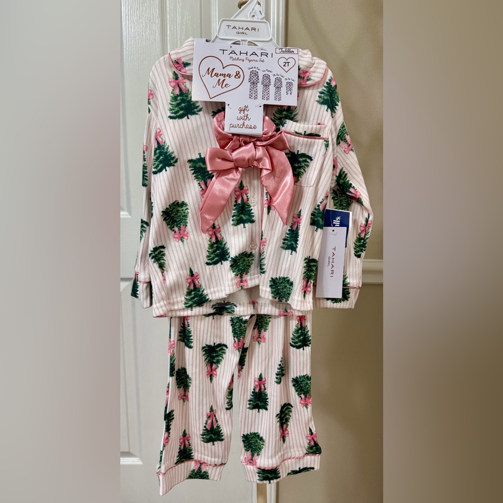 Tahari Christmas Trees Bows Girls Toddler 2T Pajama Set Viral TikTok PJS NEW